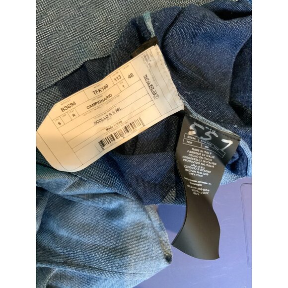 Tom Ford Light Blue Silk Thin Knit V-Neck Sweater, Size M (48) - Picture 4 of 4